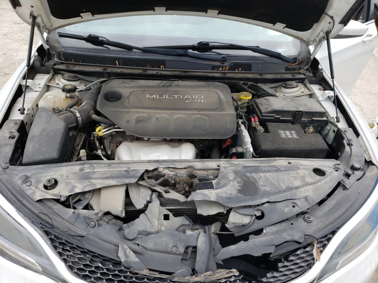 1C3CCCAB6FN553242 2015 Chrysler 200 Limited