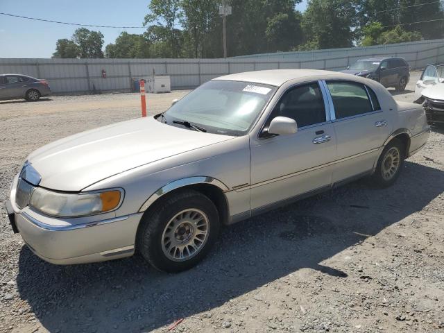 2000 Lincoln Town Car Cartier