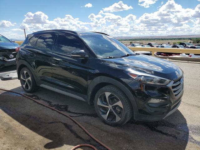 KM8J33A28JU786827 Hyundai Tucson Value