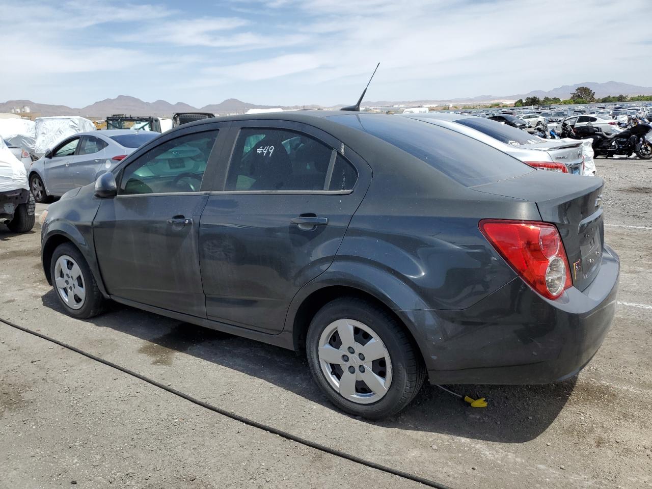 Chevrolet Sonic  2014 1G1JA5SH2E4117038 photo 2