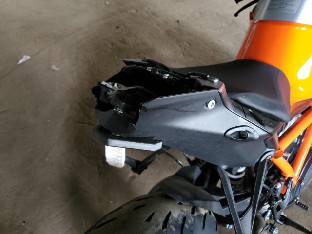 2022 KTM 1290 SUPER - VBKV39406NM952527