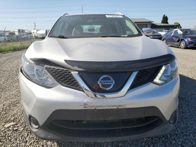 JN1BJ1CP8JW191110 Nissan Rogue Sport S
