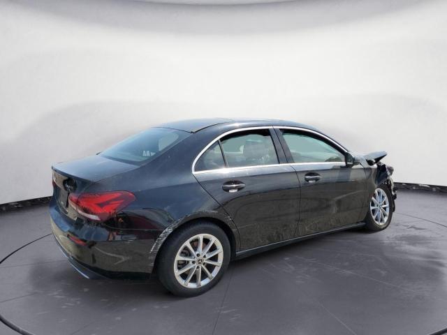 WDD3G4FB8KW025971 Mercedes-Benz A 220 4matic
