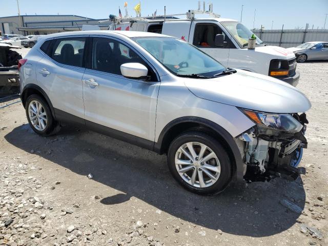 JN1BJ1CPXHW027982 Nissan Rogue Sport S