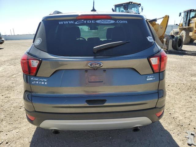 1FMCU9HD5KUA19860 Ford ESCAPE SEL