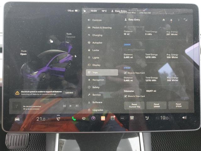 5YJ3E1EAXJF052065 Tesla MODEL 3