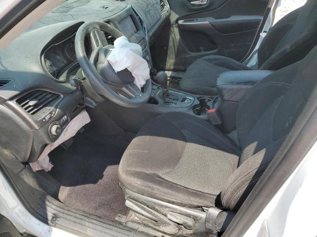 1C4PJLCB5KD114789 Jeep Cherokee Latitude