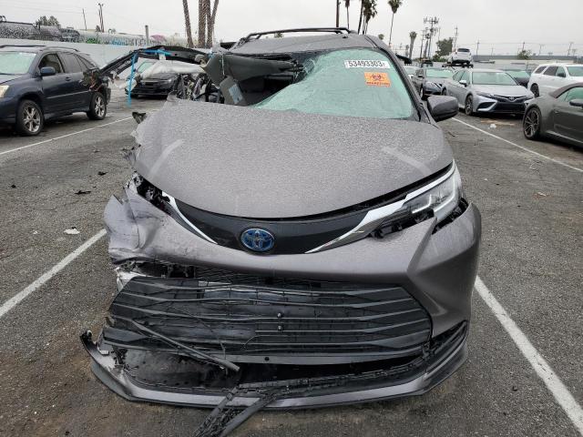 5TDBRKEC5MS034791 Toyota SIENNA LE