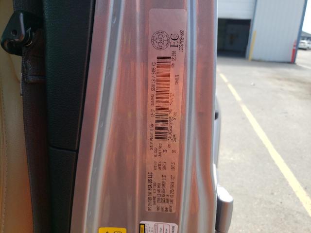 1C4HJXEG0JW107305 Jeep Wrangler Unlimited Sahara