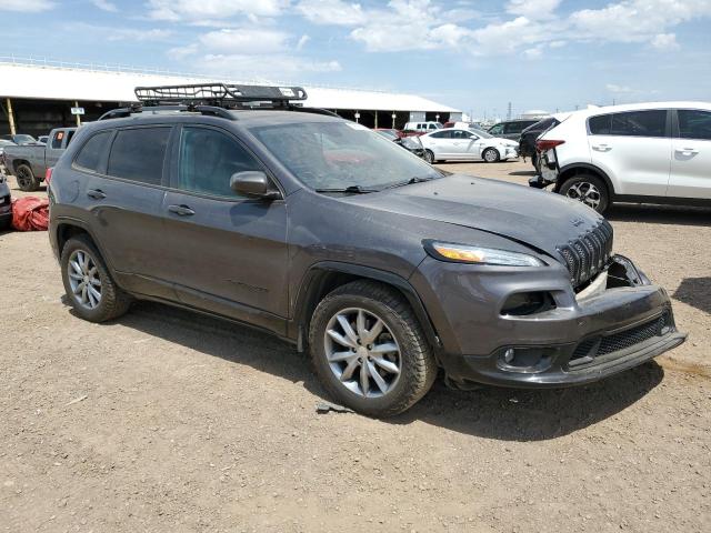 1C4PJMCBXJD602320 Jeep Cherokee Latitude