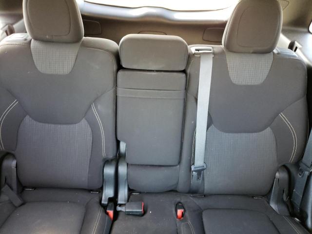 1C4PJLCB8FW790955 Jeep Cherokee Latitude