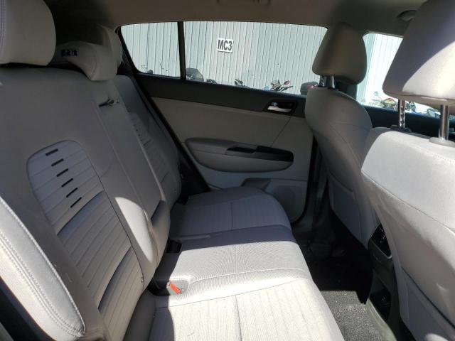 KNDPMCAC5H7250754 KIA Sportage Lx