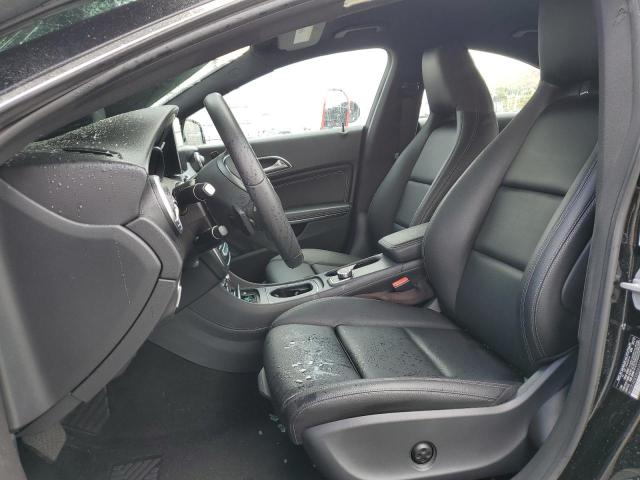 WDDSJ4EB3JN563965 Mercedes-Benz CLA 250