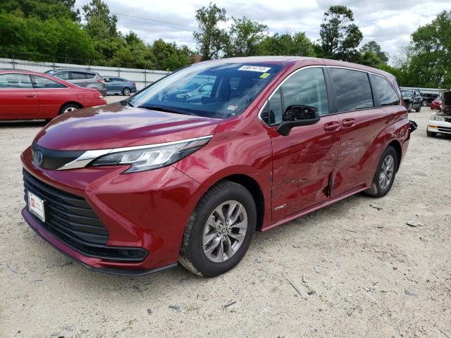 2021 Toyota Sienna LE