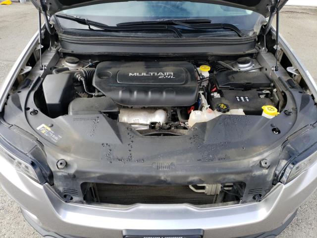 1C4PJMCB6KD174652 Jeep Cherokee Latitude