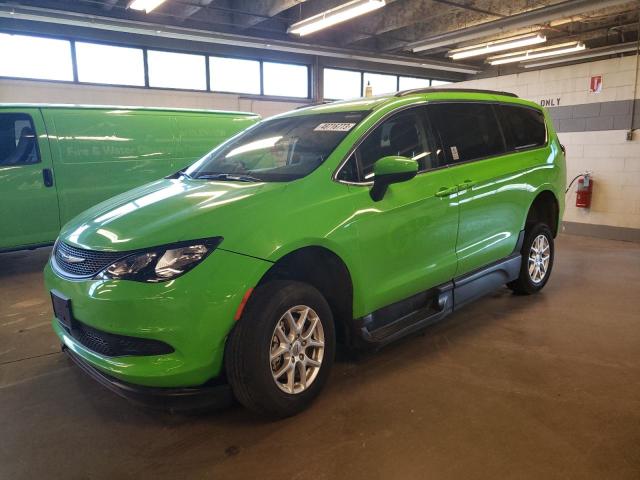 2021 Chrysler Voyager 