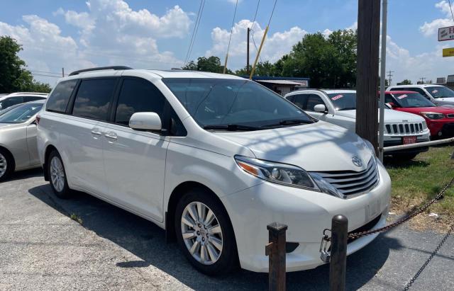 2017 Toyota Sienna XLE