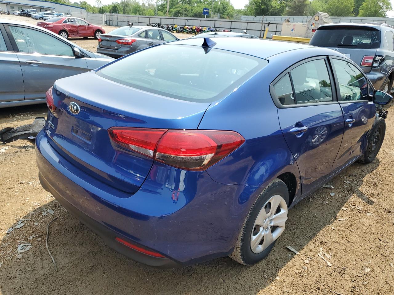 2017 Kia Forte Lx vin: 3KPFK4A70HE083293