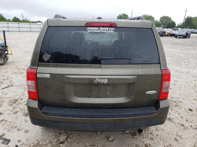 1C4NJPFB3GD561994 Jeep Patriot Latitude