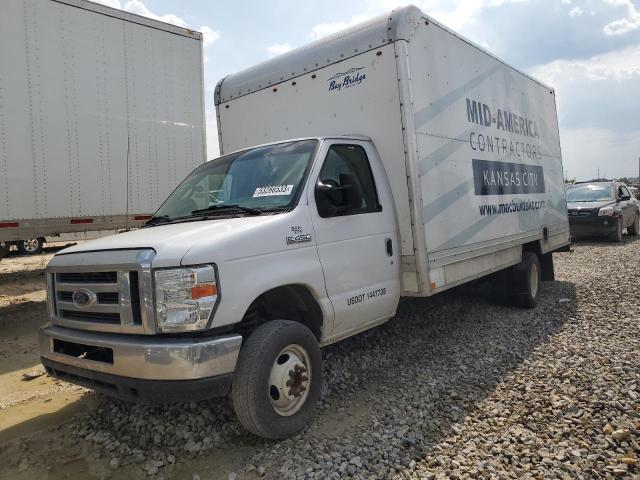 Salvage trucks for sale at Kansas City, KS auction: 2017 Ford Econoline E450 Super Duty Cutaway Van