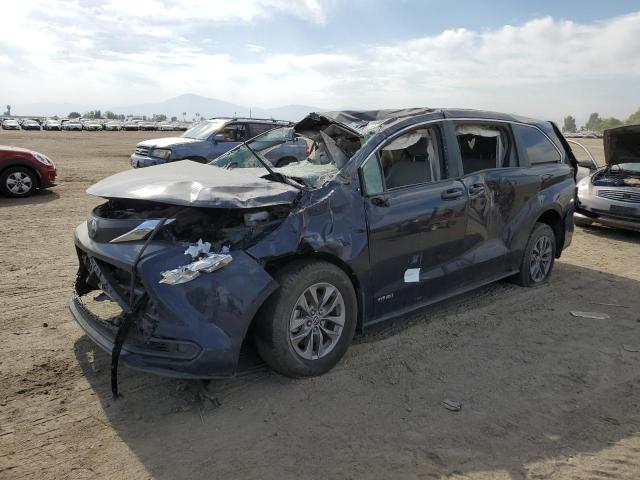 2021 Toyota Sienna LE