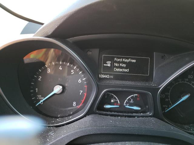 1FMCU0J99HUD77313 Ford Escape Titanium