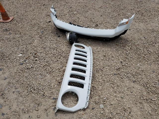 1C4NJPFB8FD264895 Jeep Patriot Latitude