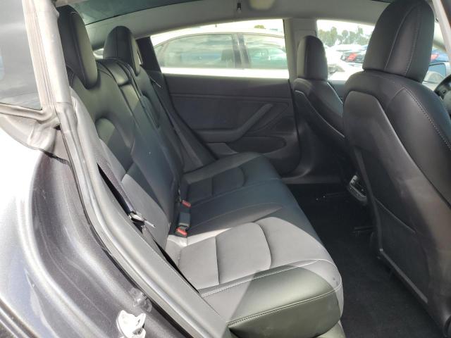 5YJ3E1EA3KF401925 Tesla MODEL 3