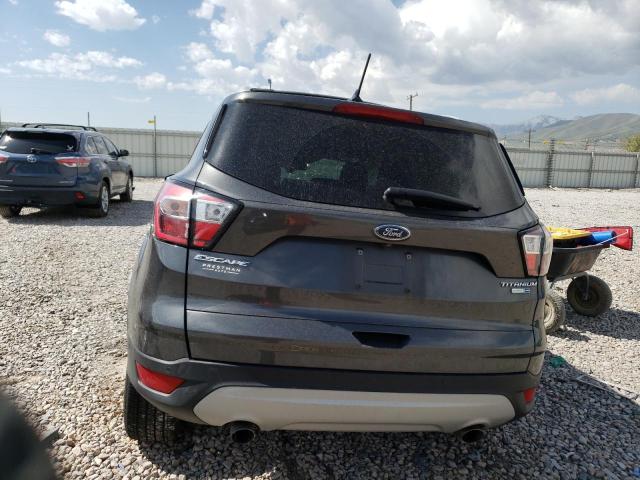 1FMCU9J92JUB17572 Ford Escape Titanium