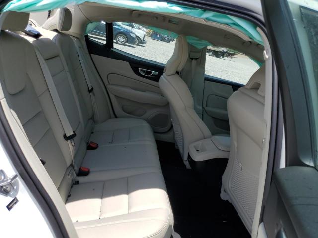 7JR102FK6KG011427 Volvo S60 T5 Momentum