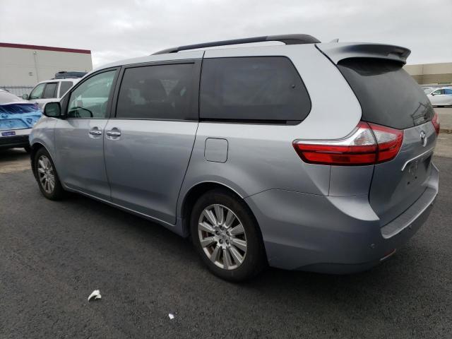 5TDYZ3DC8HS767070 Toyota SIENNA XLE