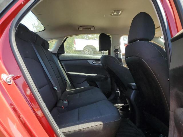 3KPF24AD0KE108822 KIA FORTE FE