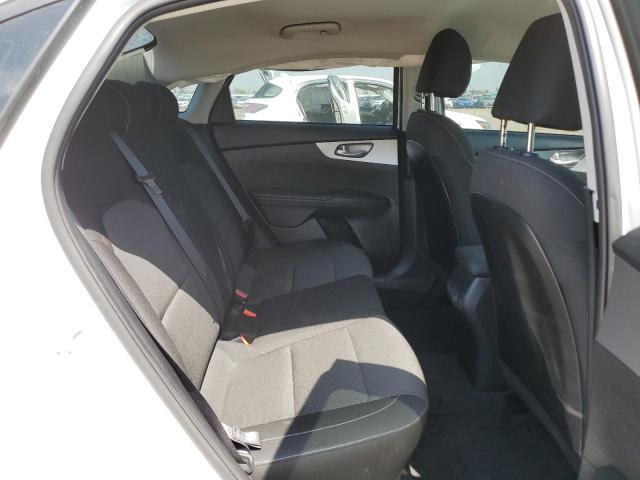 3KPF24AD7NE471994 KIA FORTE FE