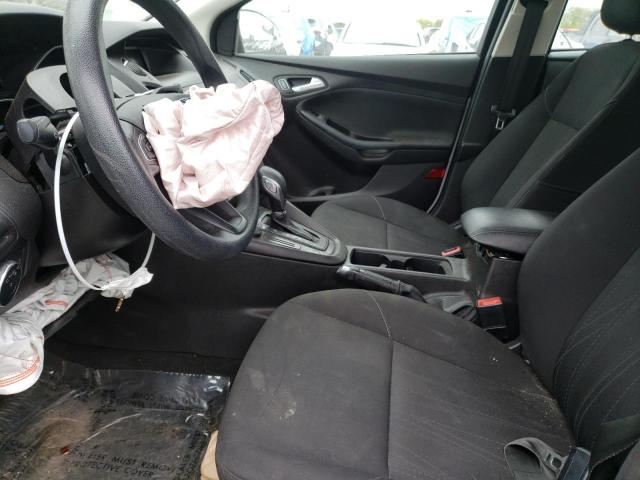 1FADP3F23JL207026 Ford FOCUS SE