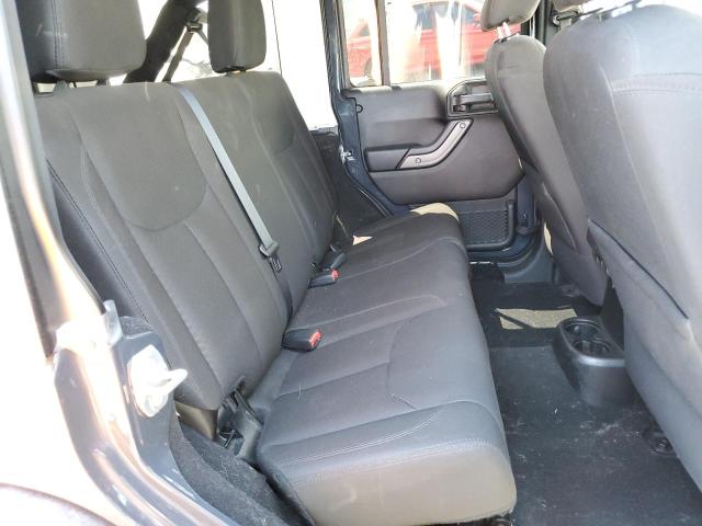 1C4BJWDG7JL814453 Jeep Wrangler Unlimited Sport