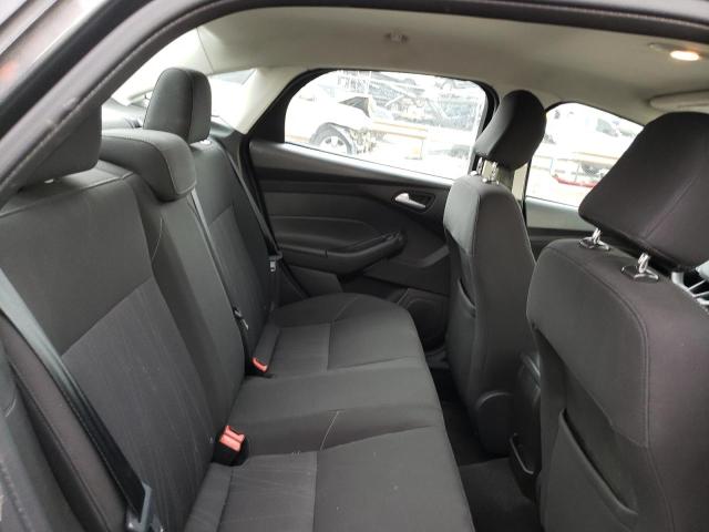1FADP3F25HL256559 Ford FOCUS SE