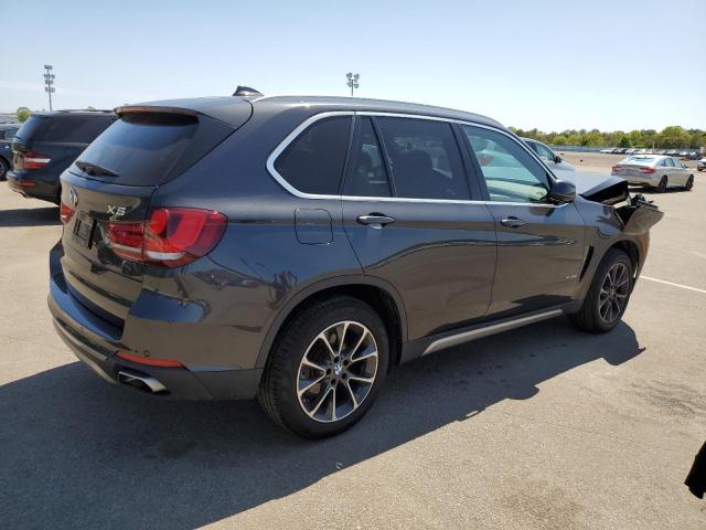 5UXKR0C53J0X97575 2018 BMW X5, photo no. 3