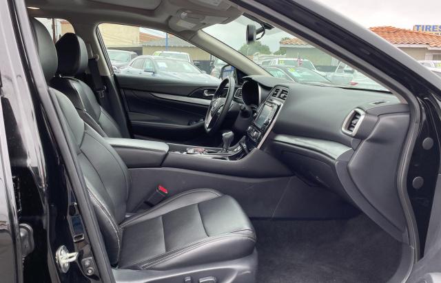 1N4AA6AP5JC397307 Nissan Maxima 3.5s