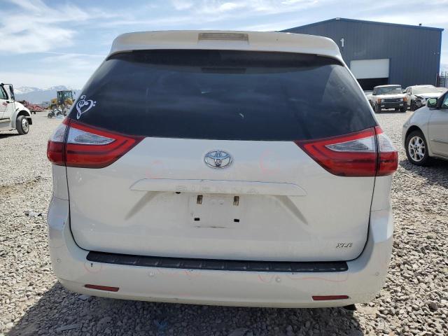 5TDYK3DC9GS763225 Toyota SIENNA XLE