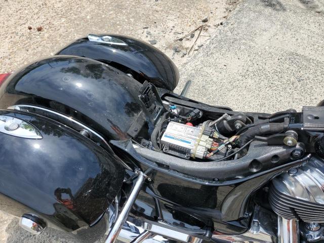 2017 INDIAN MOTORCYCLE CO. CHIEFTAIN - 56KTCNAA3H3356813