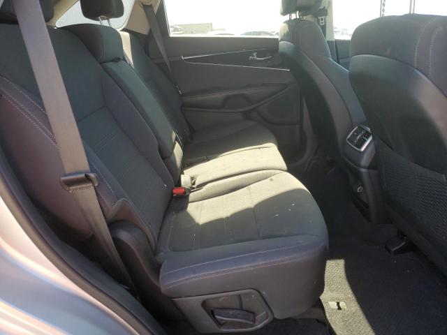 5XYPG4A31GG087700 KIA SORENTO LX