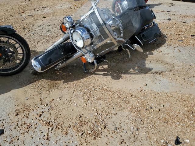 2012 HARLEY-DAVIDSON FLHRC ROAD - 1HD1FRM14CB611151
