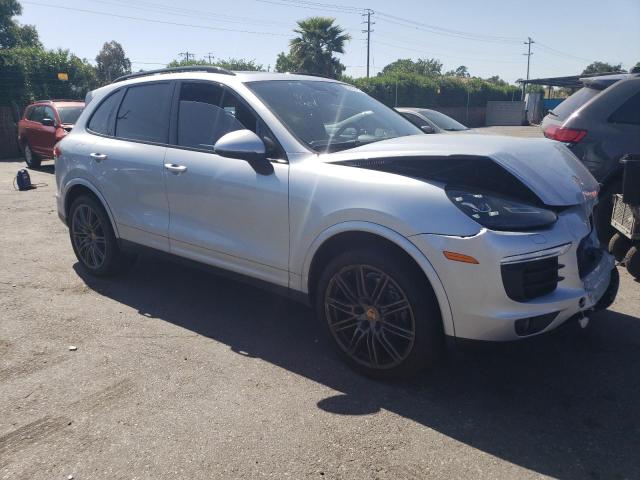 WP1AA2A20HKA82243 Porsche Cayenne