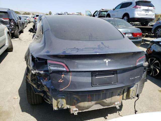 5YJ3E1EB3PF386438 Tesla MODEL 3