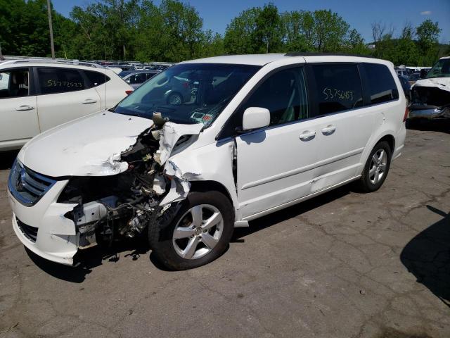 2011 Volkswagen Routan SE