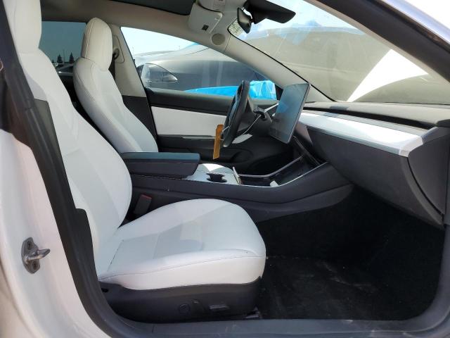 5YJ3E1EB9JF055869 Tesla MODEL 3