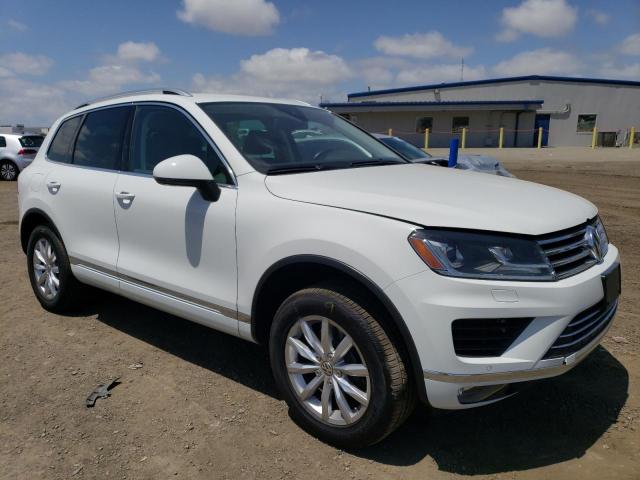 2016 VOLKSWAGEN TOUAREG WVGEF9BPXGD013016