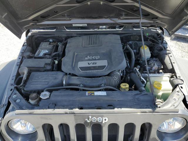 1C4BJWDG1EL295230 Jeep Wrangler Unlimited Sport