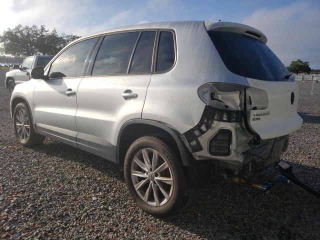 2018 Volkswagen Tiguan Limited VIN: WVGAV7AXXJK001944 Lot: 53696513