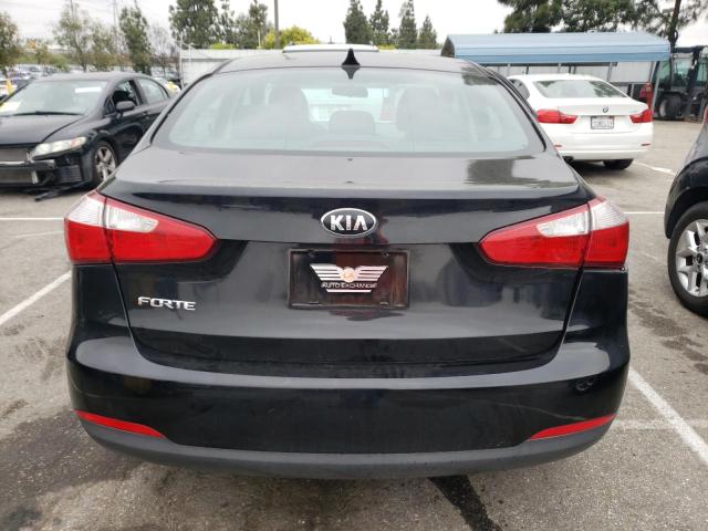 KNAFK4A69G5461528 KIA FORTE LX